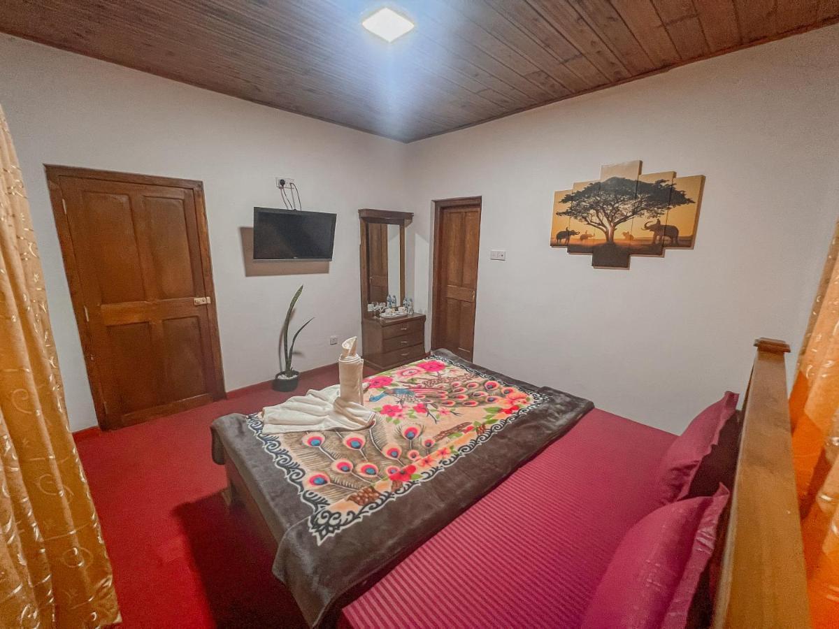 Royal Guest Hotel Inn Nuwara Eliya Dış mekan fotoğraf