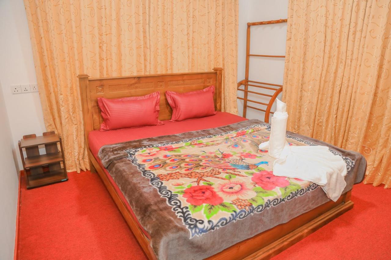 Royal Guest Hotel Inn Nuwara Eliya Dış mekan fotoğraf